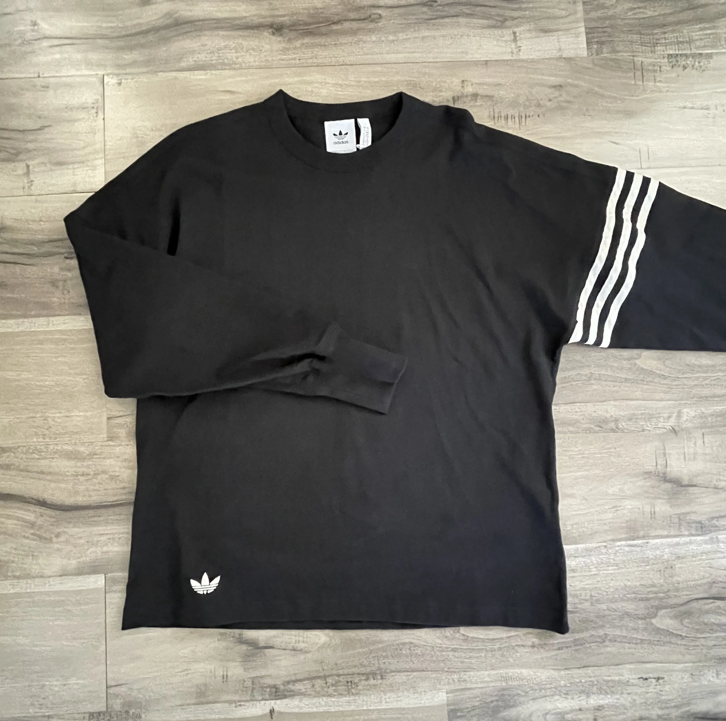 adidas  |Crew Neck Pullovers Unisex Street Style Long Sleeves Plain