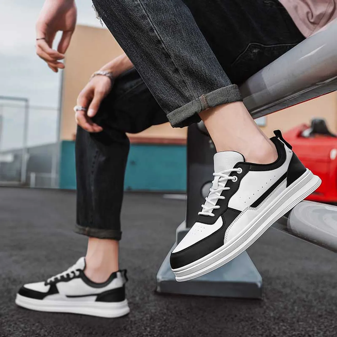 Black white casual lace up shoe sneaker