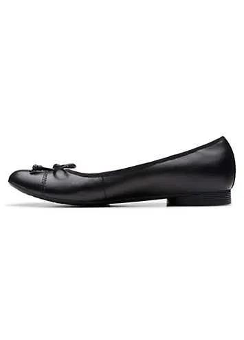 Clarks Collection Black Leather Loreleigh Rae Wide Fitting Shoes | Kaleidoscope