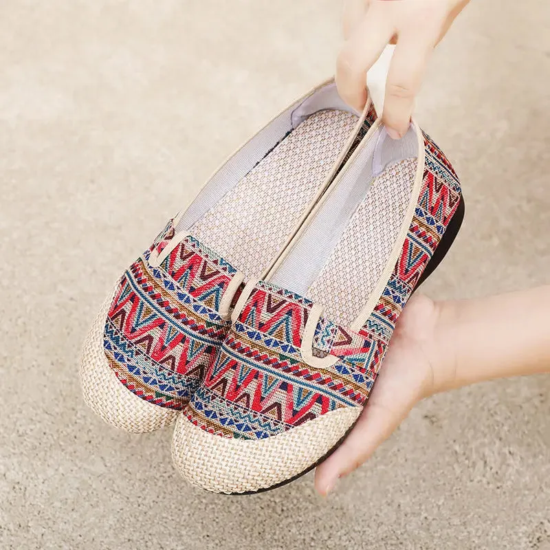 Comfortable slip-on flat shoes pointed toe