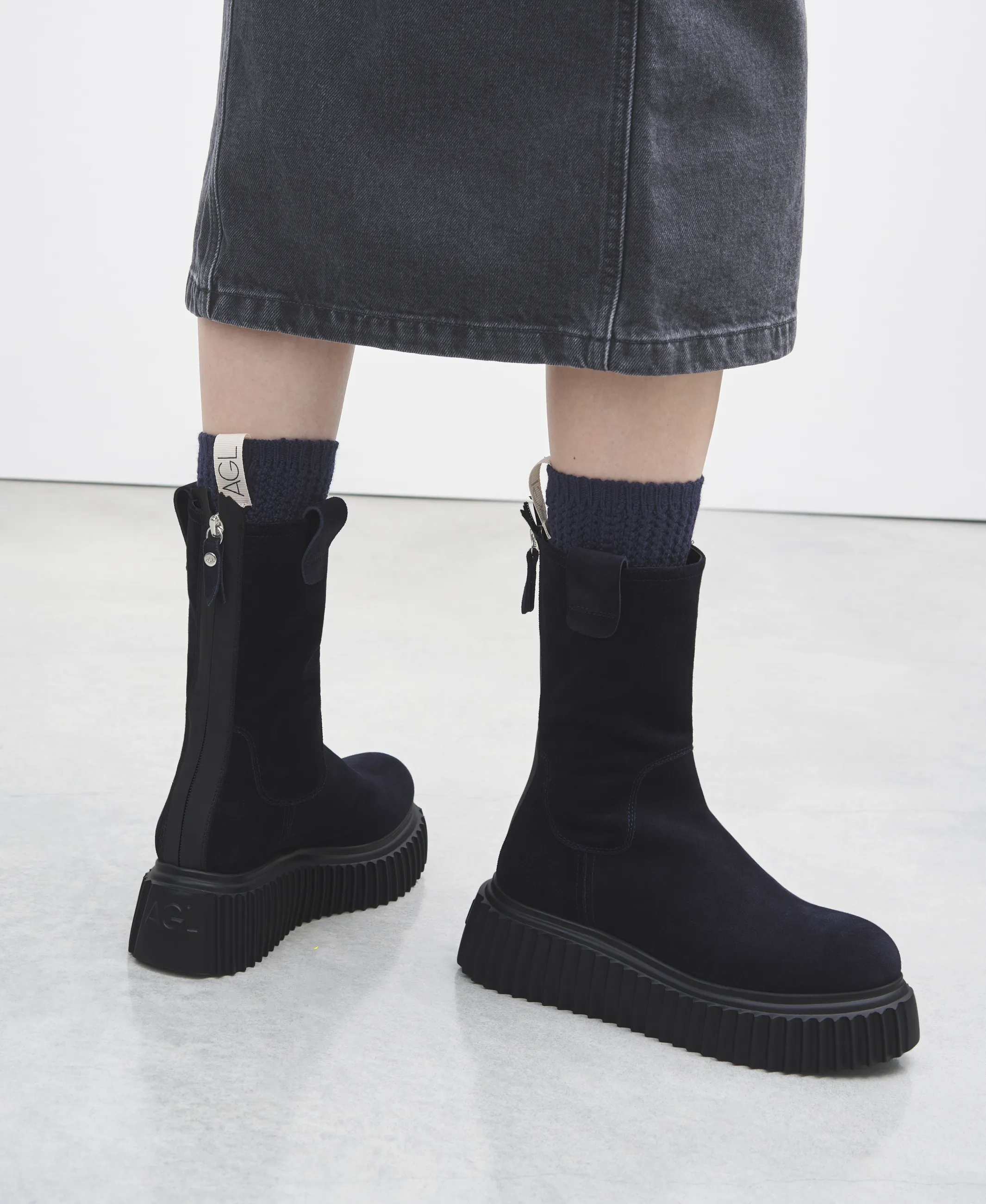 Milagros Waterproof velour boot