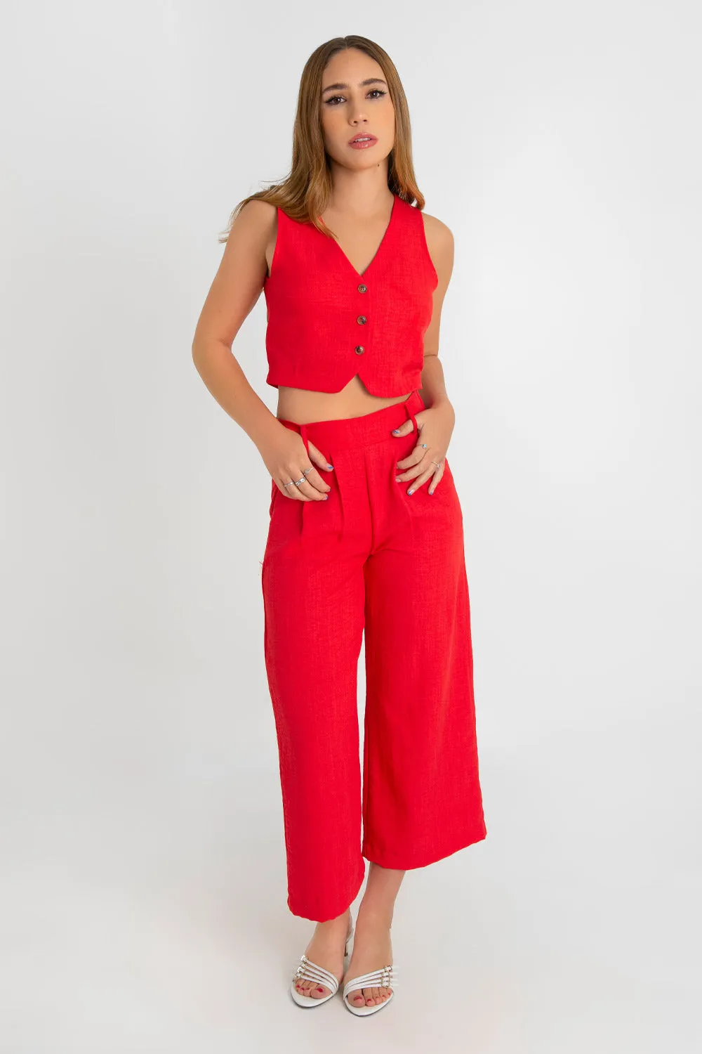 Pantalón ligero de fit culotte con pinzas