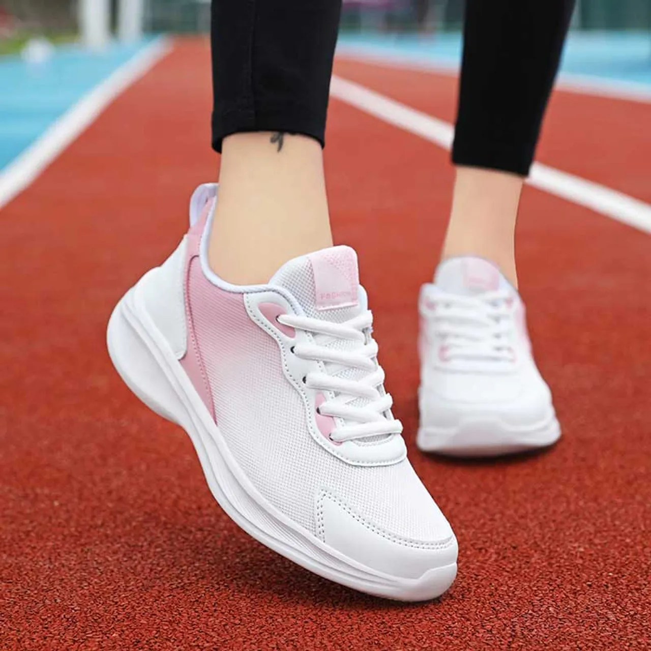 White pink flyknit casual shoe sneaker